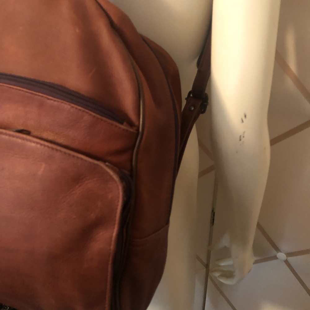 💥SOLD💥Columbian leather backpack.  Brown soft leather.  Unisex versatile bag.
